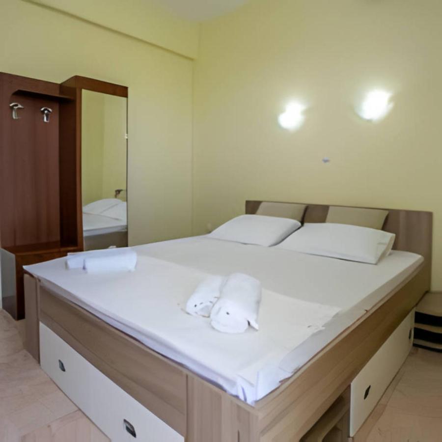 Villa Elista Astris Zewnętrze zdjęcie