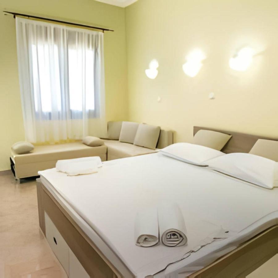 Villa Elista Astris Zewnętrze zdjęcie